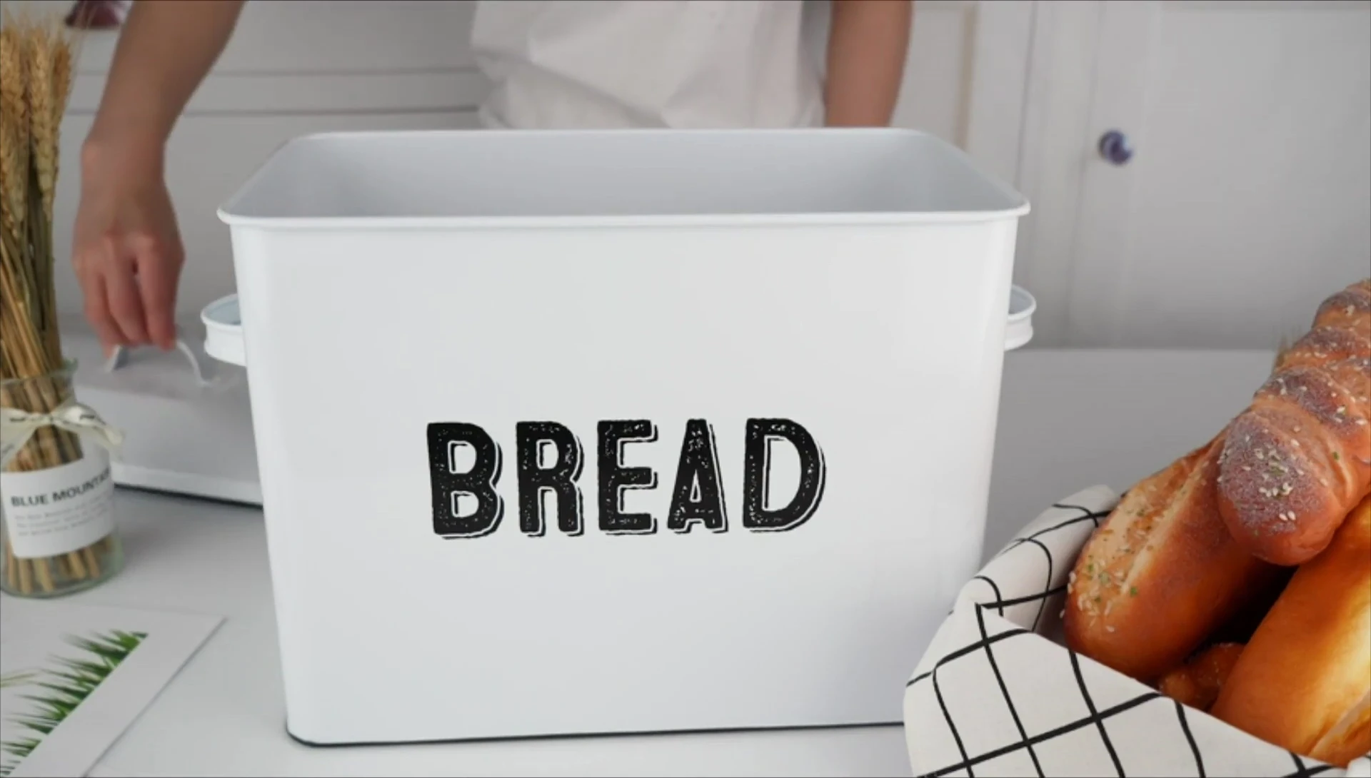Close-up of the Granrosi Bread Box, highlighting its size and capacity