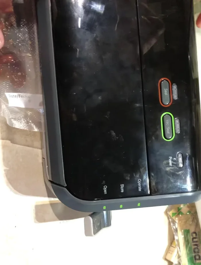 Initiate the vacuum sealing process. The liquid will be drawn into the tray.