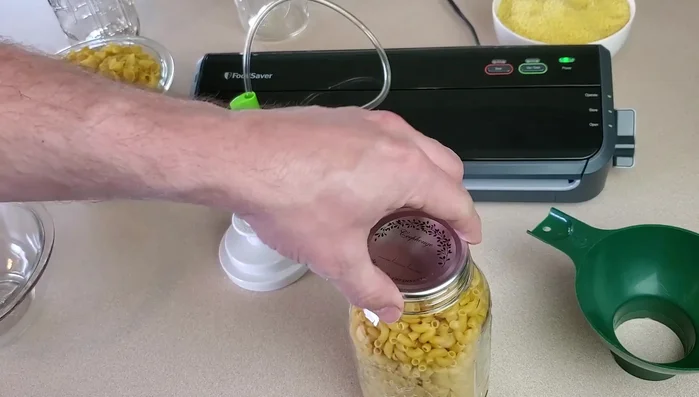 Repeat steps 2-4 for all jars of pasta.