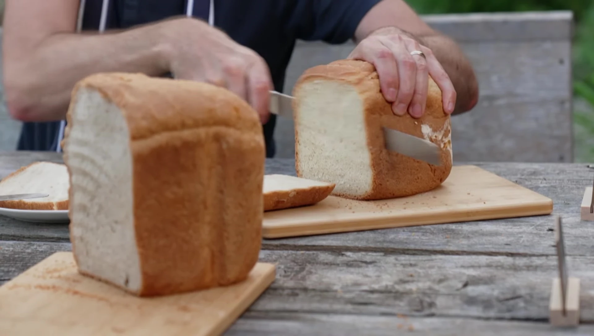 Close-up of sliced Morphy Richards loaf