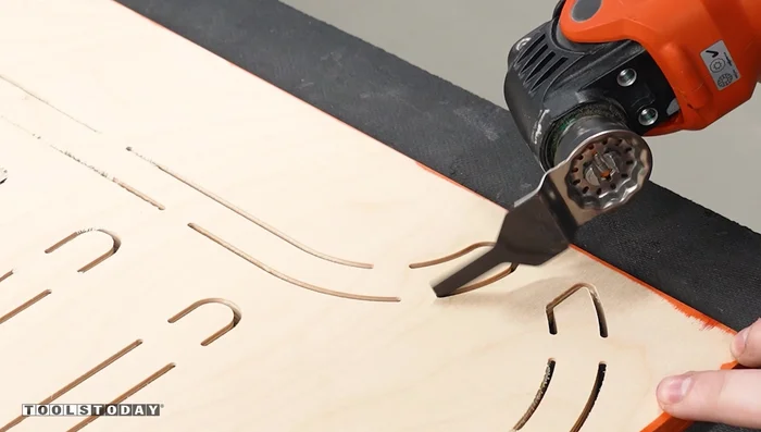 Round over the edges of the inlay pieces using a mini roundover bit.