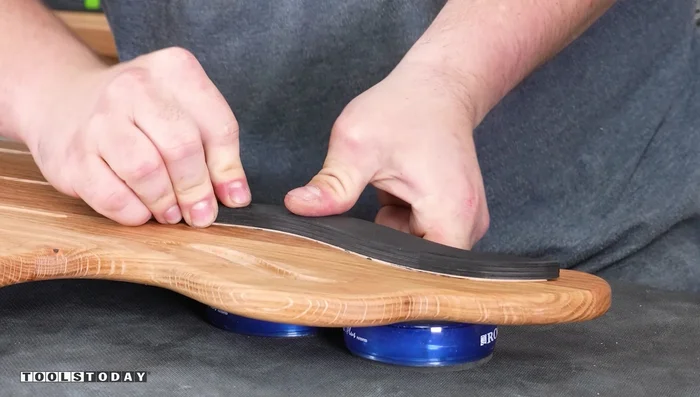 Mount the organizer on the wall.