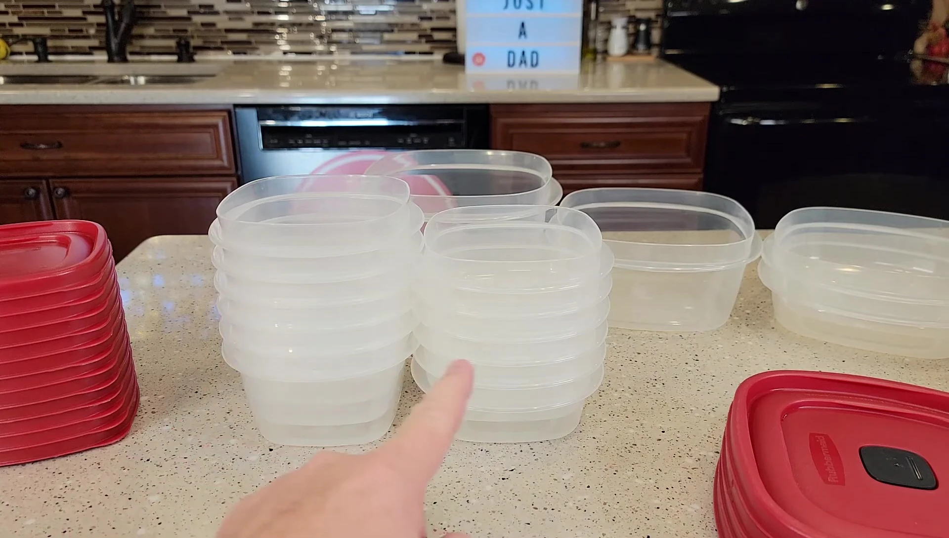 Comparison of 2-cup and 1.5-cup containers