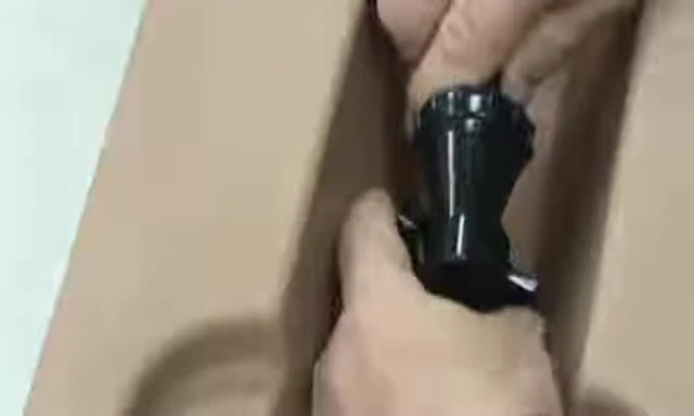Tightening the wing nut