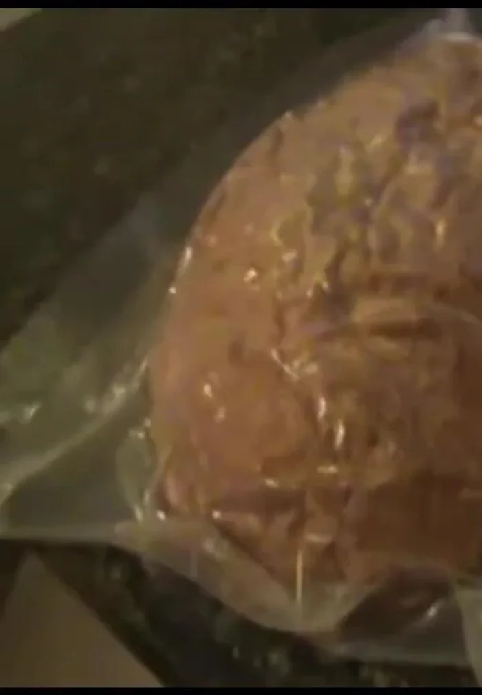 Continue vacuum sealing until no further progress is seen (approximately 15-20 seconds).