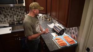 FoodSaver Bag Sealing Technique: Double Seal for Optimal Food Preservation