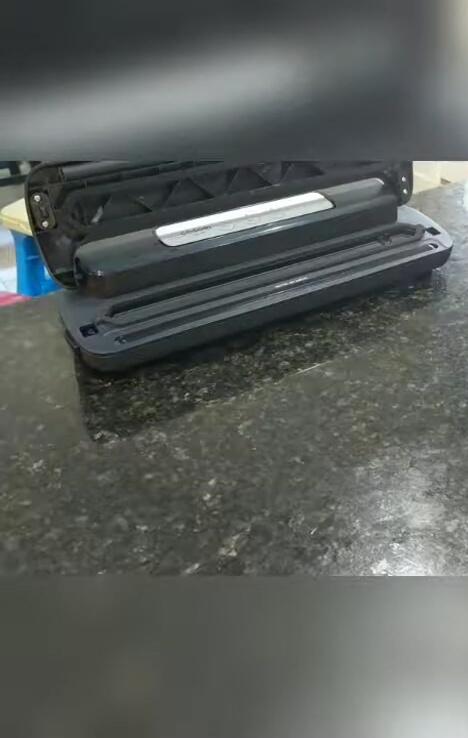 Unplugging the vacuum sealer