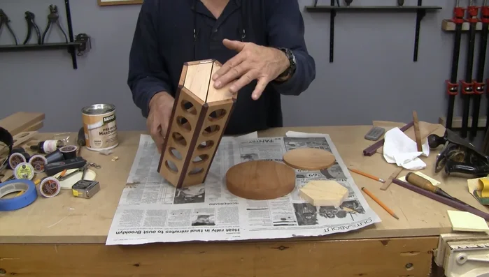 Assemble the base and insert.