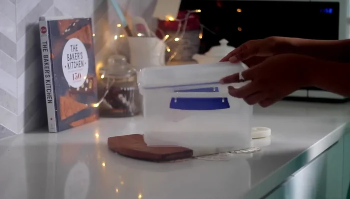 For freezer storage (unfrosted): Wrap individually, then place in a ziploc bag. Label and freeze for up to three months.