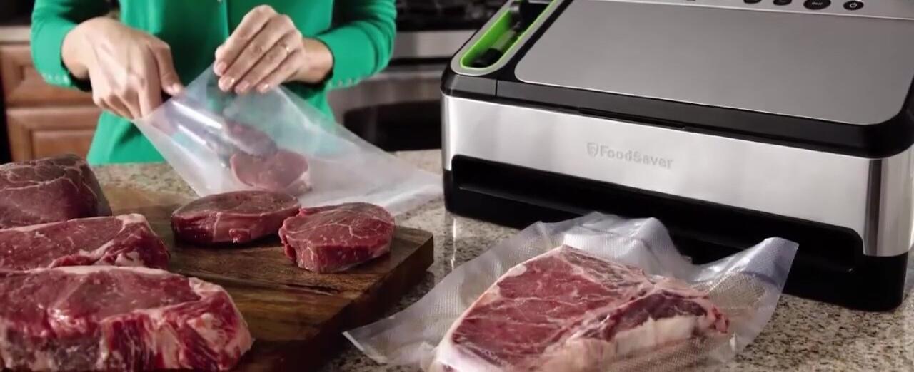 Built-in roll storage and cutter
