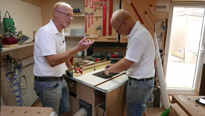 Cut the main slots: Install a half-inch twin flute bit (or spiral upcut bit) set at 5mm height. Make three passes (5mm, 10mm, 15mm) to create the slots for the coffee pods. Use a fence and end stop for precise cuts. Ensure the fence is centered and the position marked at 80mm.