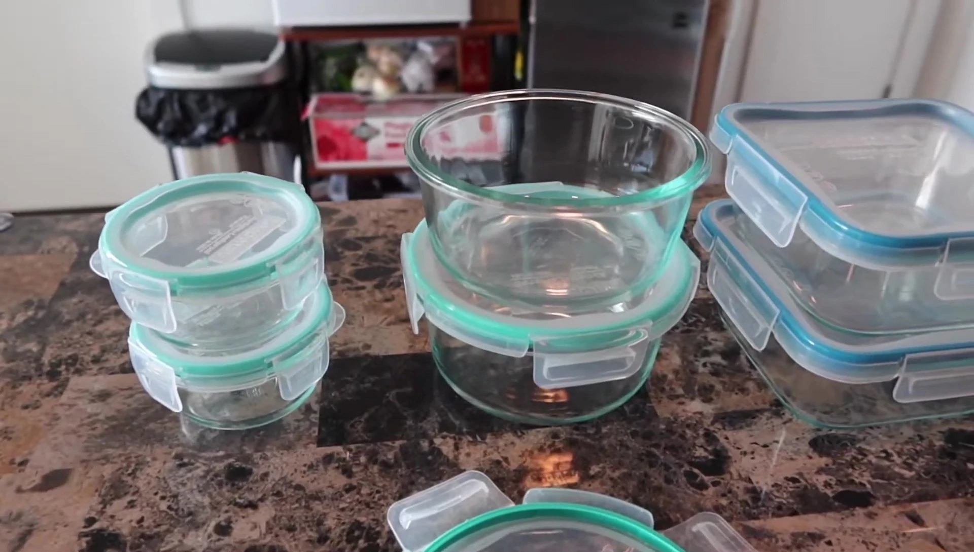Close-up of the different containers and their lids