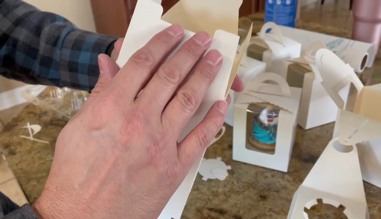 Folding the bottom flap with the cutout