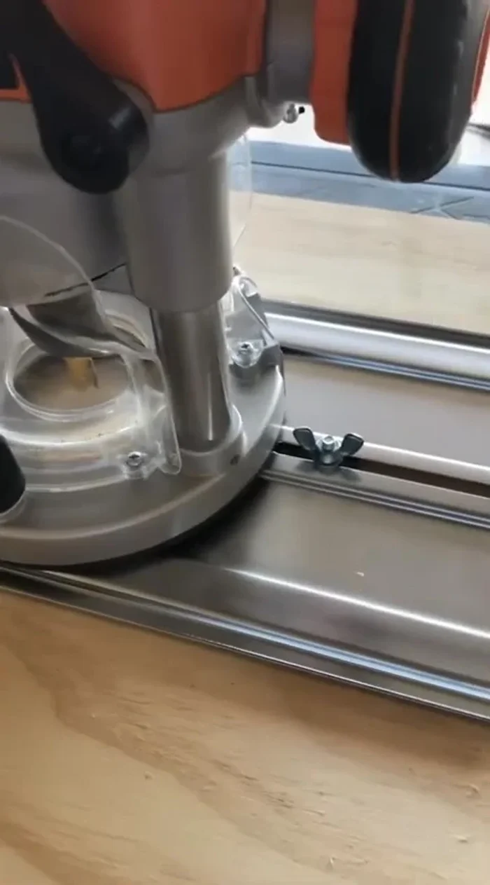 Cut the circular bases and top using a router with a circle-cutting jig.